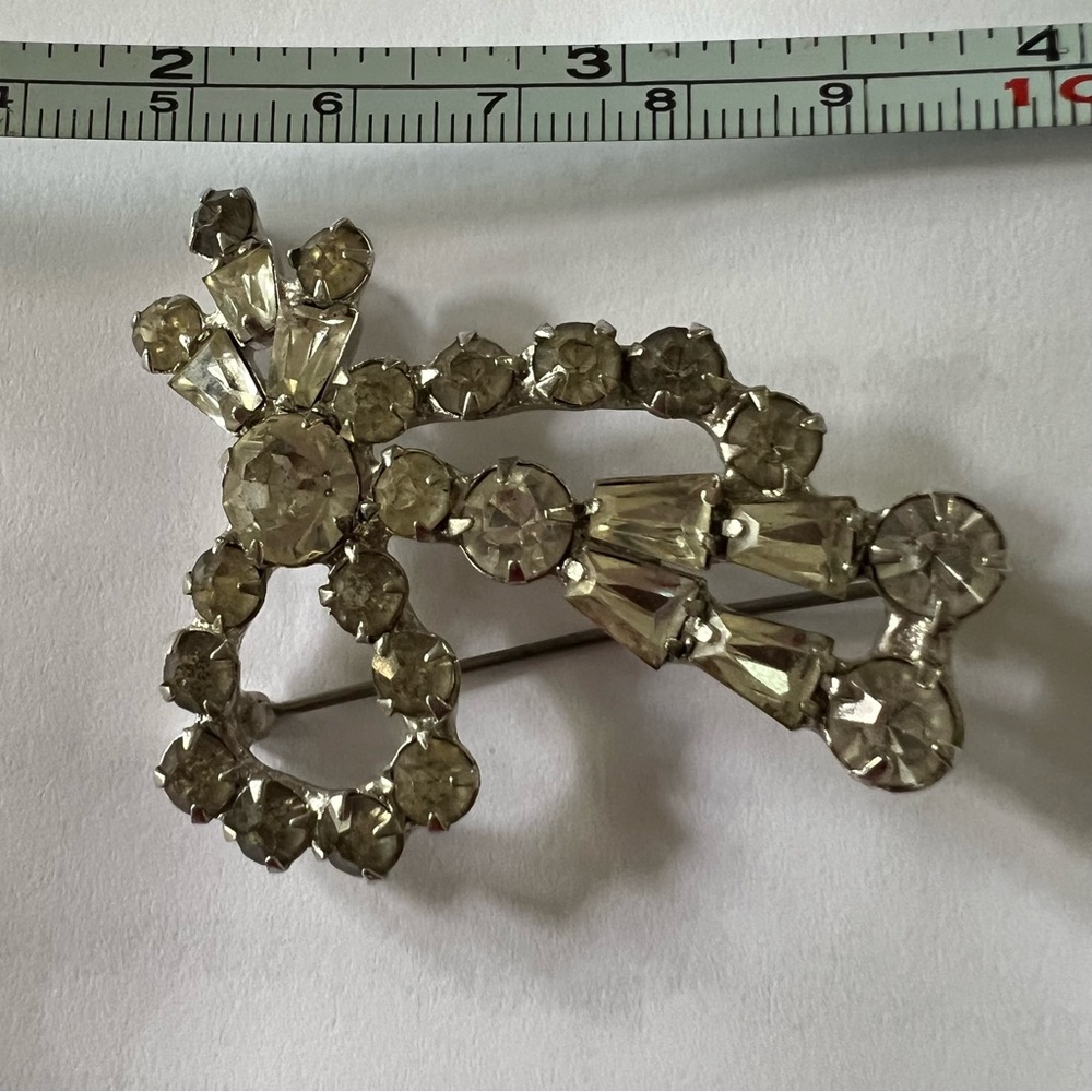 Vintage rhinestone brooch pin costume jewelry - Picture 4 of 8